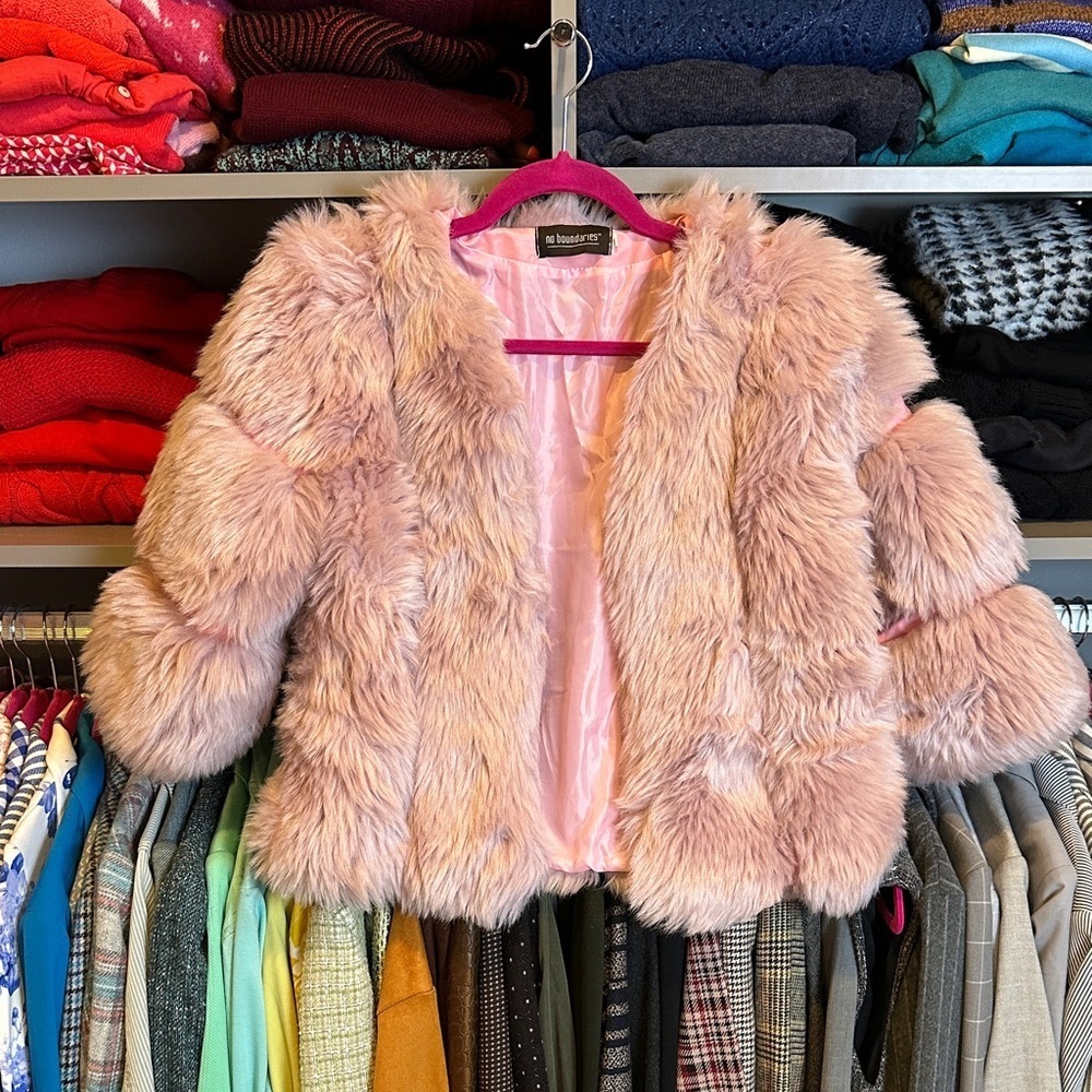 Vintage No Boundaries faux pink fur 3/4 sleeve 2 pocket open front coat size M